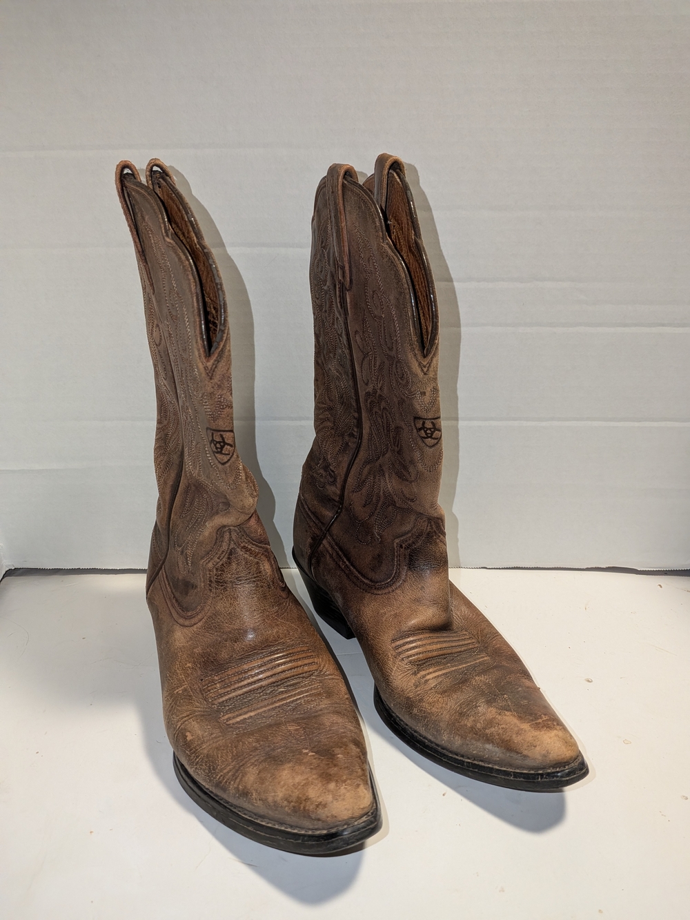 Ariat Brown Leather Western Pointed-Toe Heeled Boots